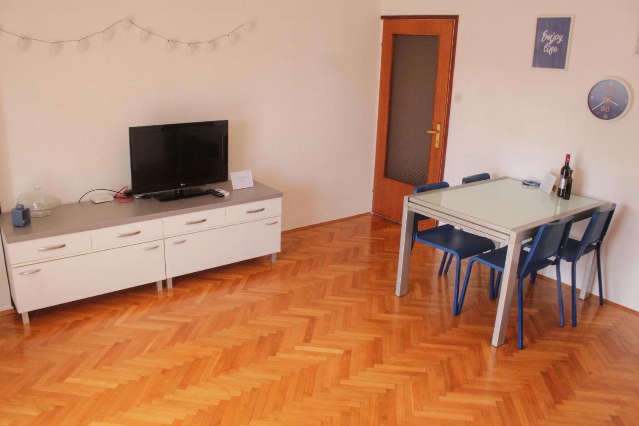 Duplex Appartment Luna คิร์ก ภายนอก รูปภาพ